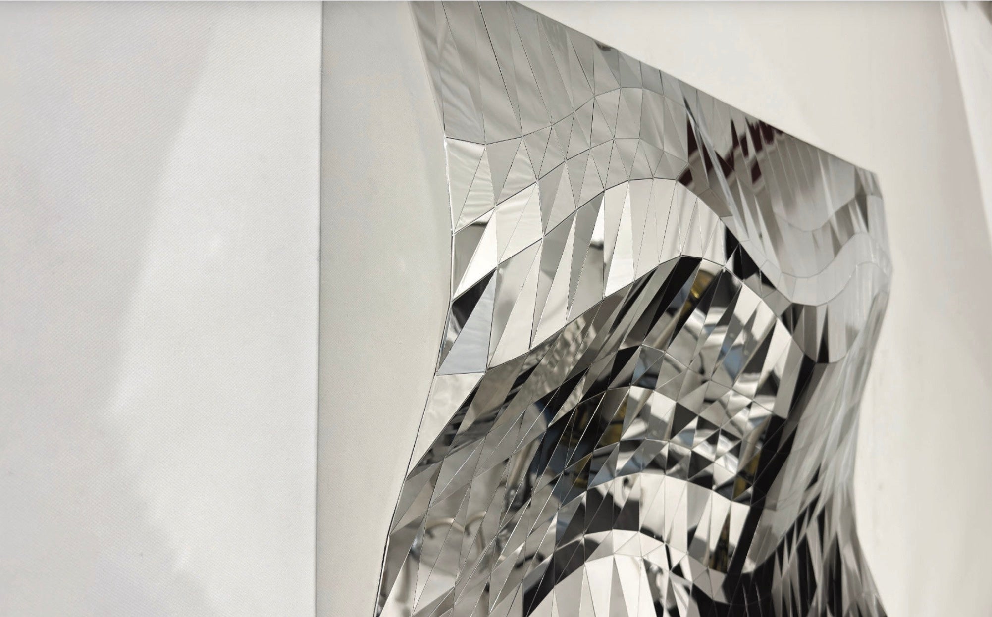 Premium Stainless Steel Wall Decor - Sparkling