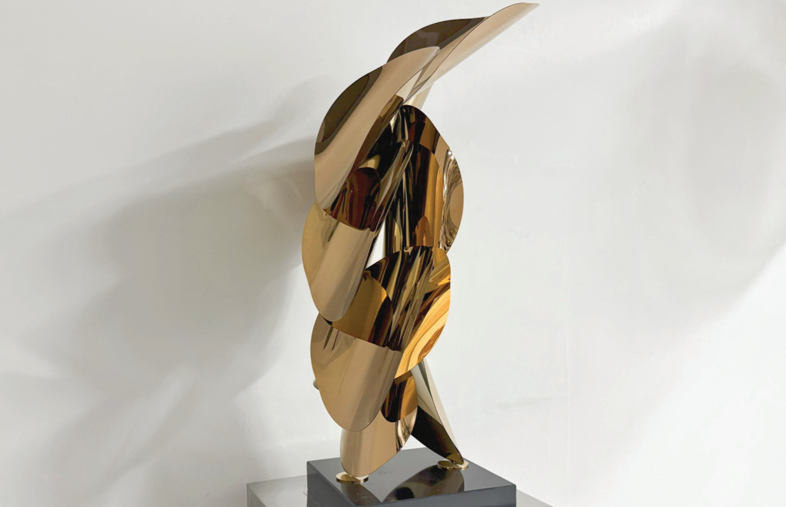 Premium Stainless Steel Wall Art - Lone Hero